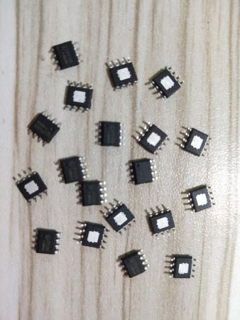 IP5305 1.2A 充电 1.0 A 放电高集成度移动电源芯片IC